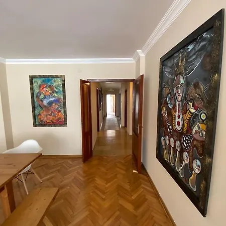 Arty House In Tesvikiye Heart Of Nisantasi Appartement