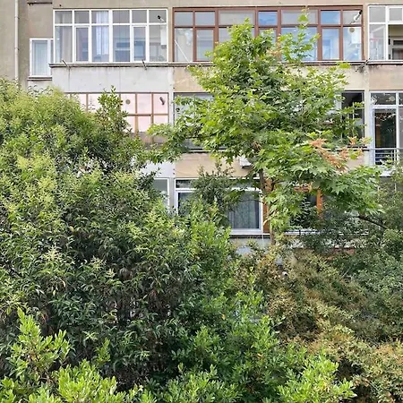 Arty House In Tesvikiye Heart Of Nisantasi